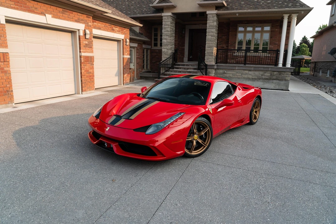 2015 Ferrari 458 Speciale - Image 2 of 31