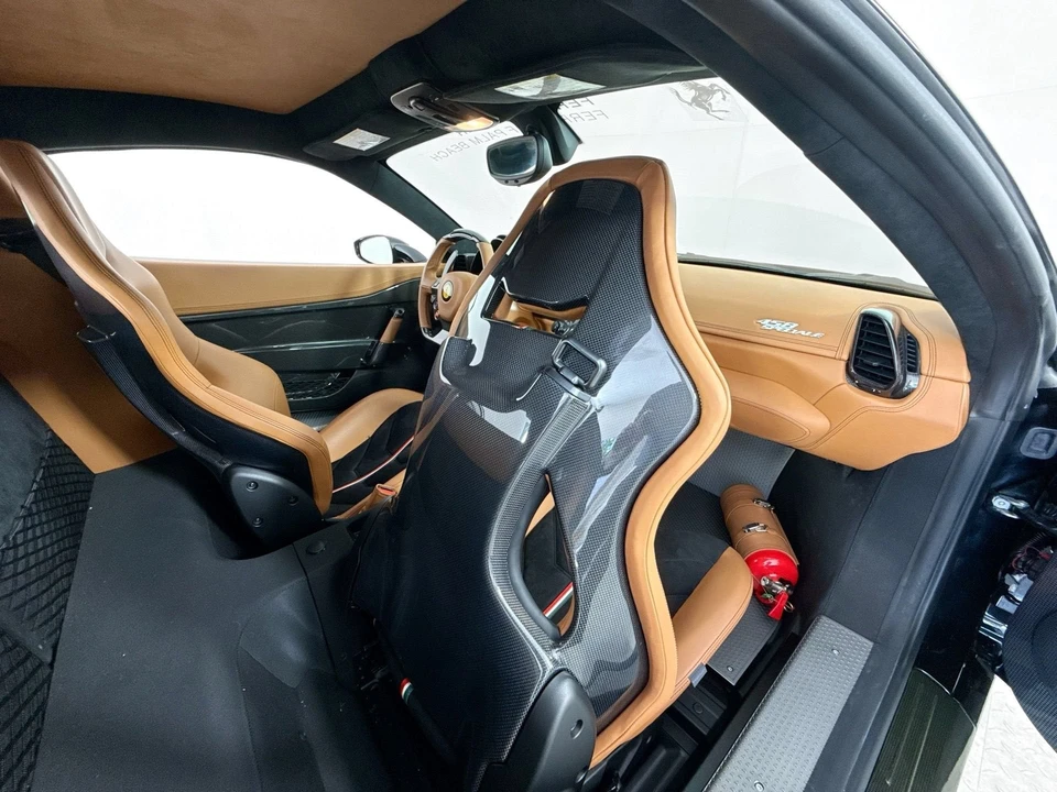 2015 Ferrari 458 Speciale - Image 22 of 27