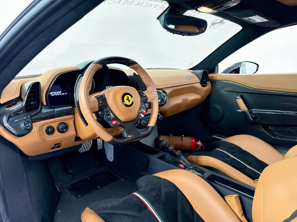 2015 Ferrari 458 Speciale - Image 19 of 27
