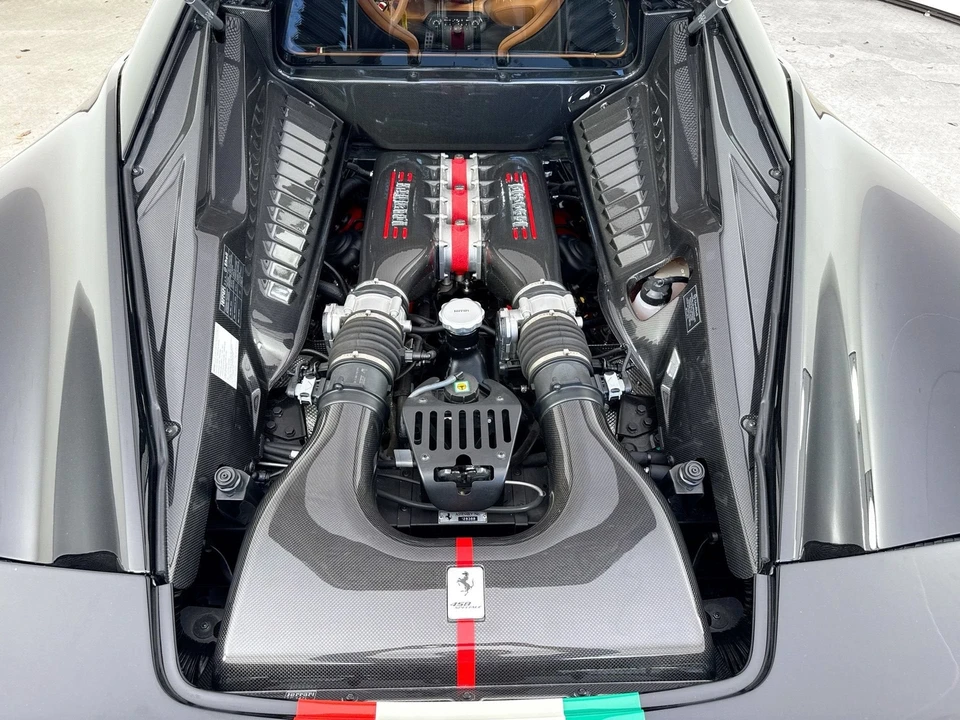 2015 Ferrari 458 Speciale - Image 25 of 27