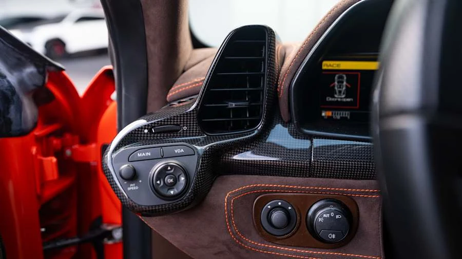 2015 Ferrari 458 Speciale - Image 23 of 25