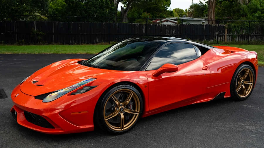 2015 Ferrari 458 Speciale - Image 8 of 25