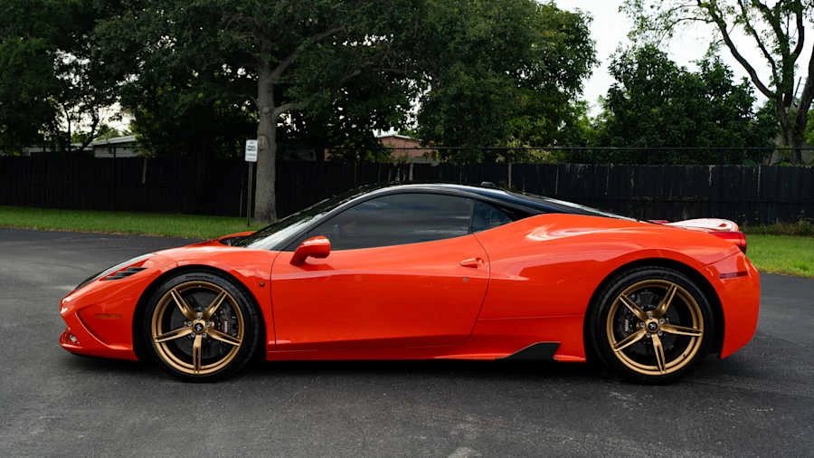 2015 Ferrari 458 Speciale - Image 2 of 25