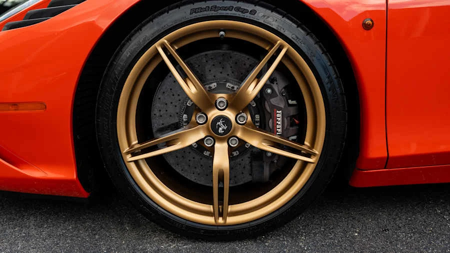 2015 Ferrari 458 Speciale - Image 11 of 25