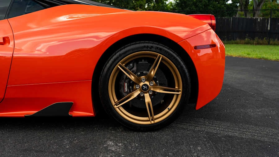 2015 Ferrari 458 Speciale - Image 14 of 25