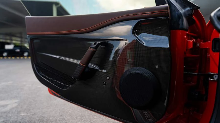 2015 Ferrari 458 Speciale - Image 15 of 25