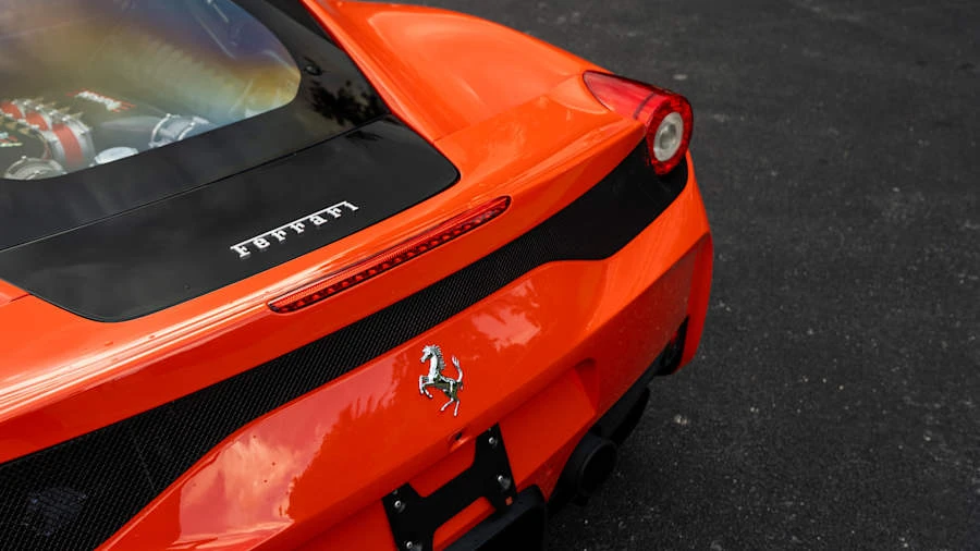 2015 Ferrari 458 Speciale - Image 10 of 25
