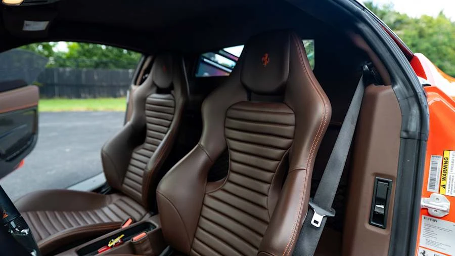 2015 Ferrari 458 Speciale - Image 17 of 25