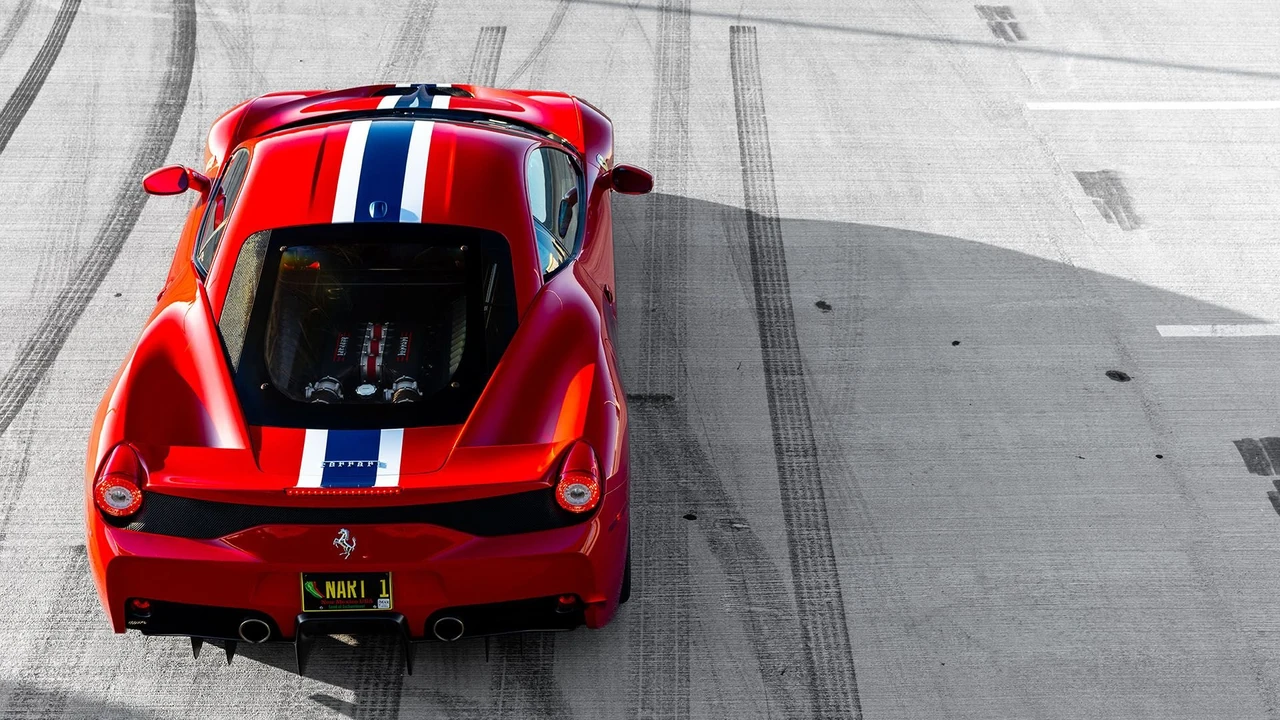 2015 Ferrari 458 Speciale - Image 9 of 31
