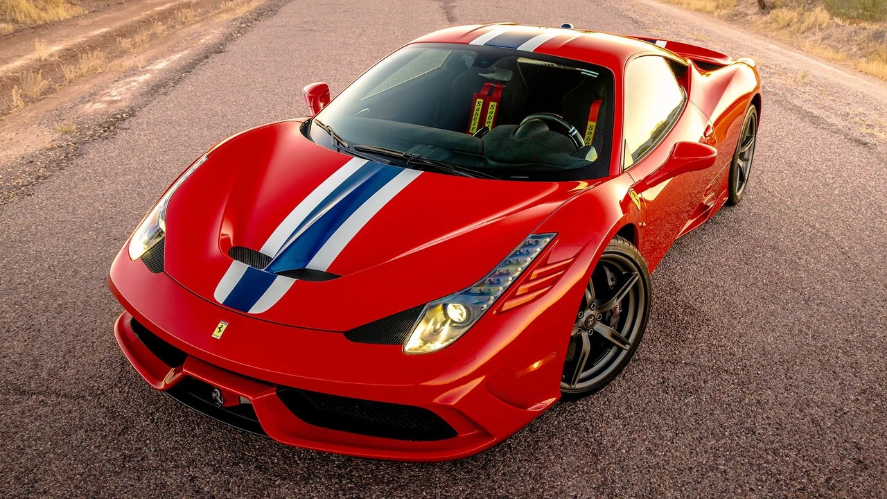2015 Ferrari 458 Speciale - Image 14 of 31