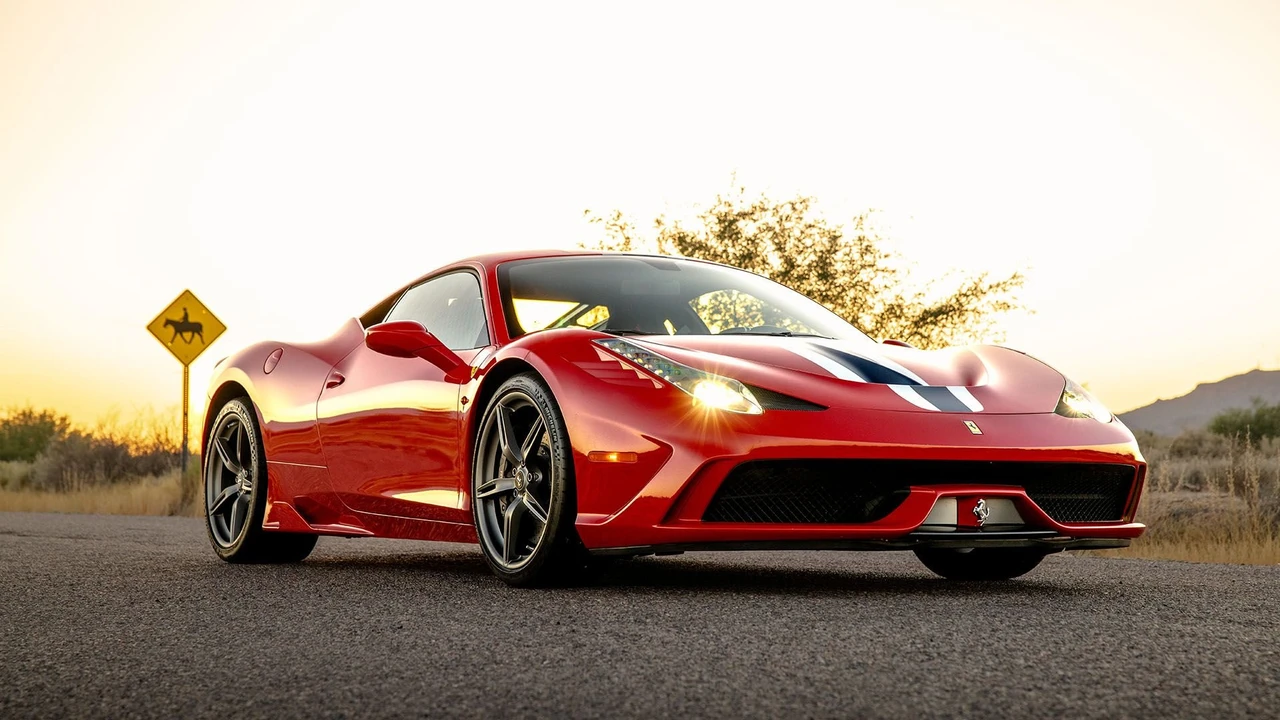 2015 Ferrari 458 Speciale - Image 17 of 31