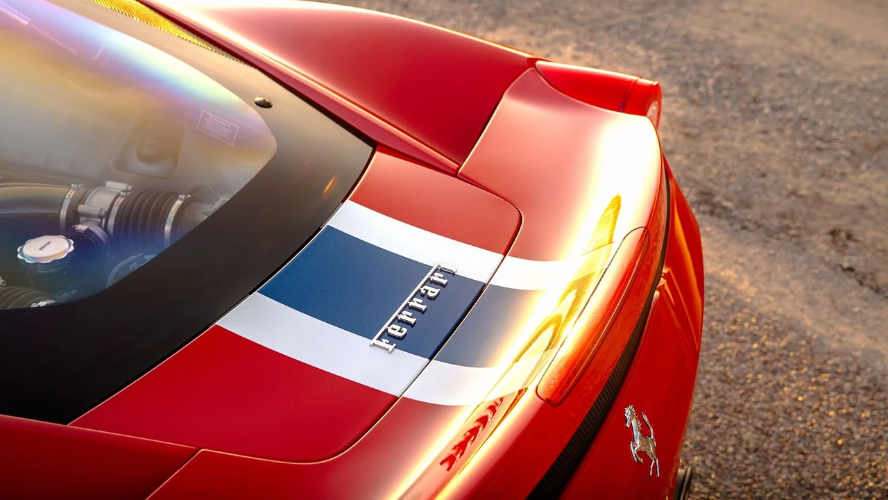 2015 Ferrari 458 Speciale - Image 4 of 31