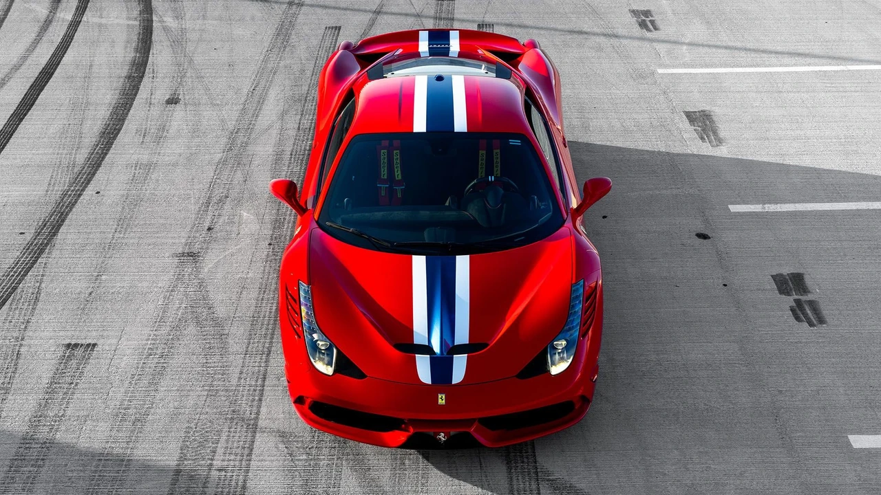 2015 Ferrari 458 Speciale - Image 31 of 31