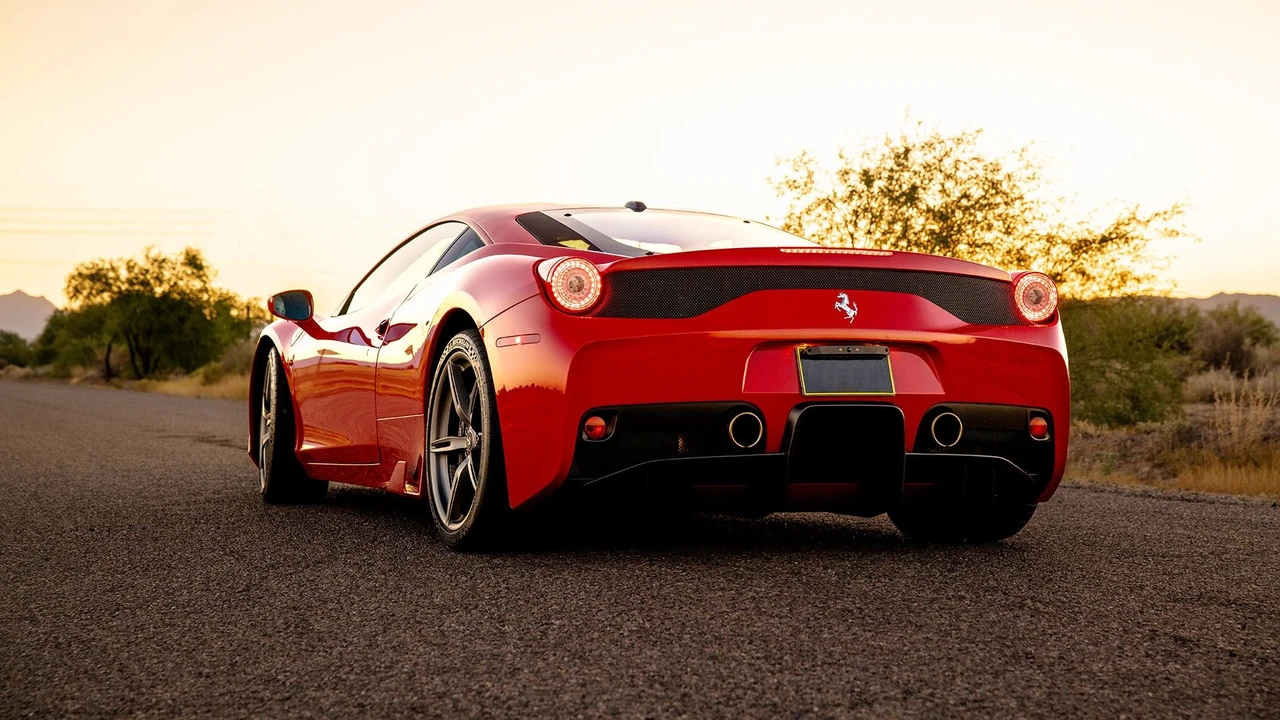 2015 Ferrari 458 Speciale - Image 20 of 31