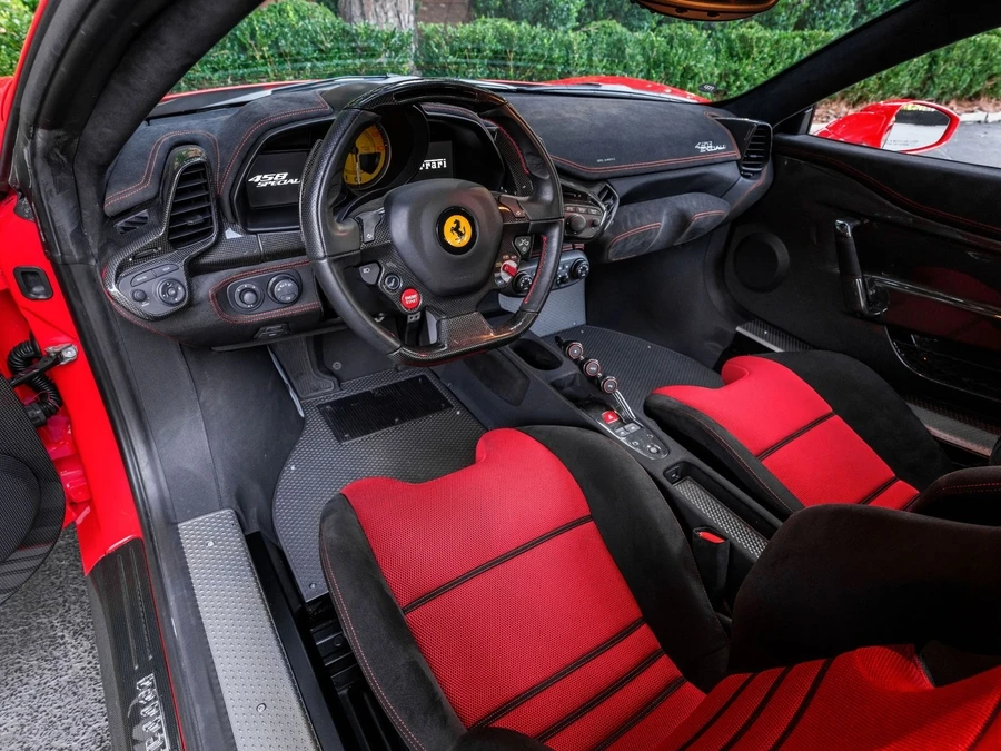 2015 Ferrari 458 Speciale - Image 14 of 31