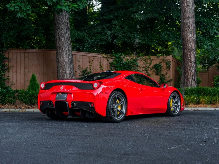 2015 Ferrari 458 Speciale - Image 6 of 31
