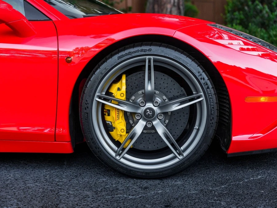 2015 Ferrari 458 Speciale - Image 13 of 31
