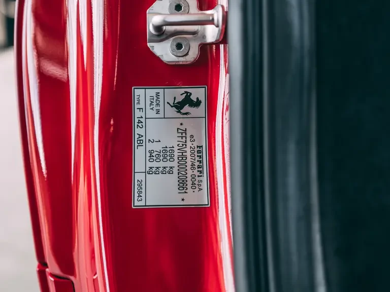 2015 Ferrari 458 Speciale - Image 25 of 31