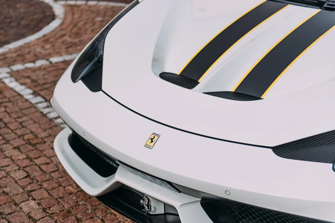2015 Ferrari 458 Speciale - Image 13 of 31