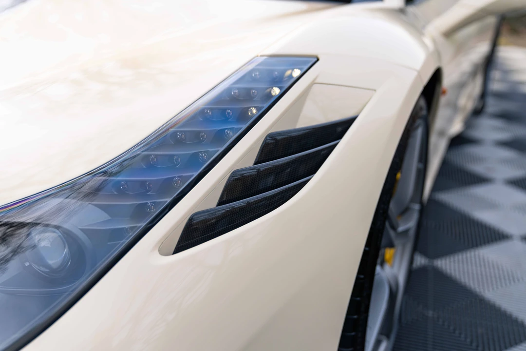 2015 Ferrari 458 Speciale - Image 15 of 31