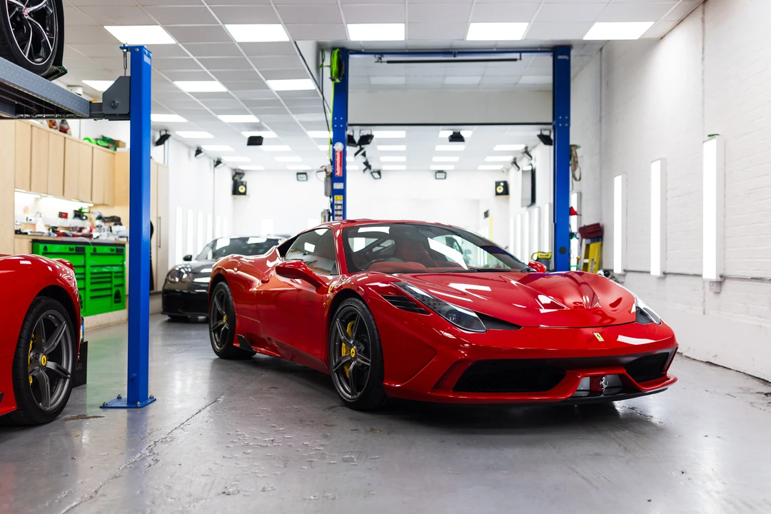 2015 Ferrari 458 Speciale - Image 8 of 31