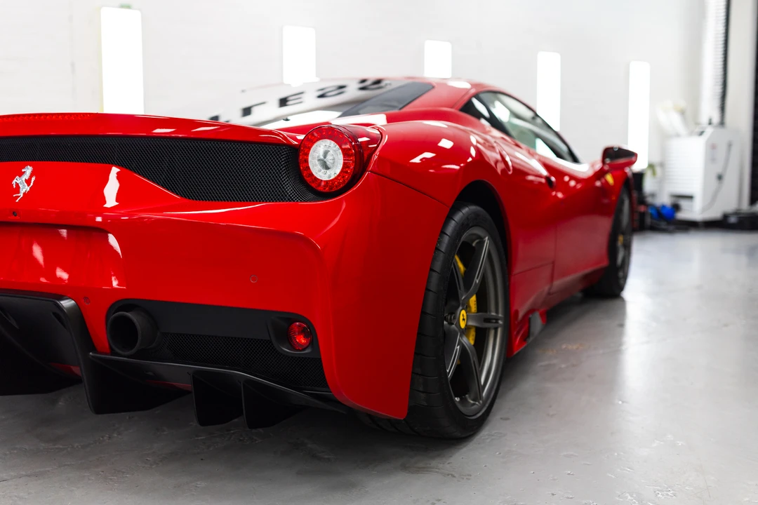 2015 Ferrari 458 Speciale - Image 19 of 31