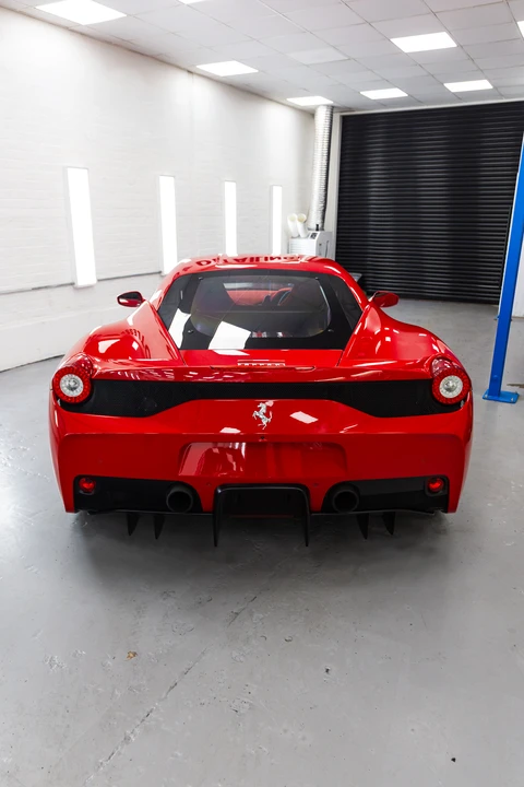 2015 Ferrari 458 Speciale - Image 16 of 31