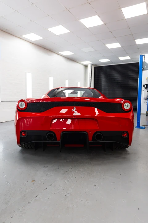 2015 Ferrari 458 Speciale - Image 17 of 31