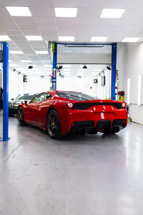 2015 Ferrari 458 Speciale - Image 15 of 31