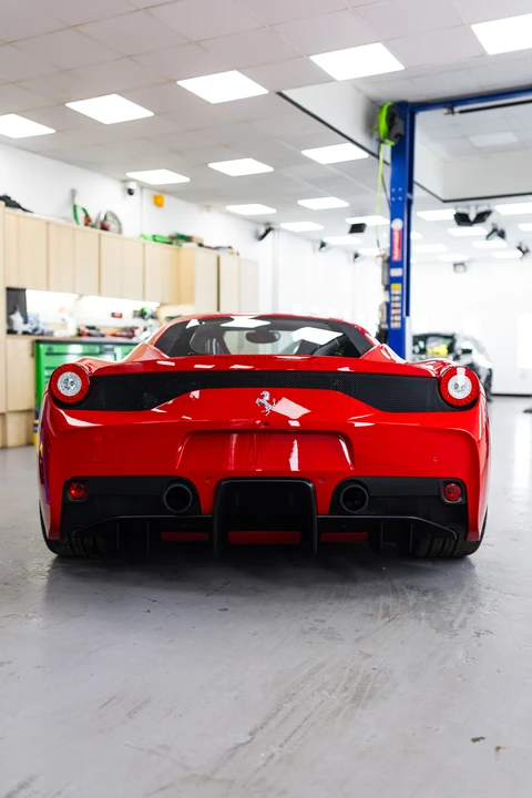 2015 Ferrari 458 Speciale - Image 18 of 31