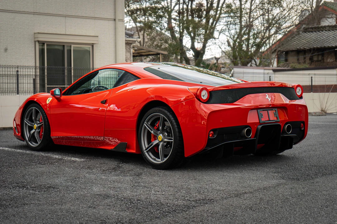2014 Ferrari 458 Speciale - Image 5 of 31