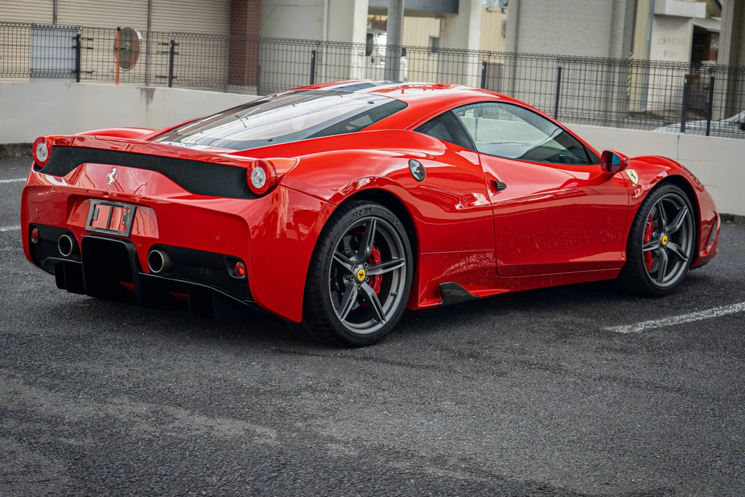 2014 Ferrari 458 Speciale - Image 7 of 31