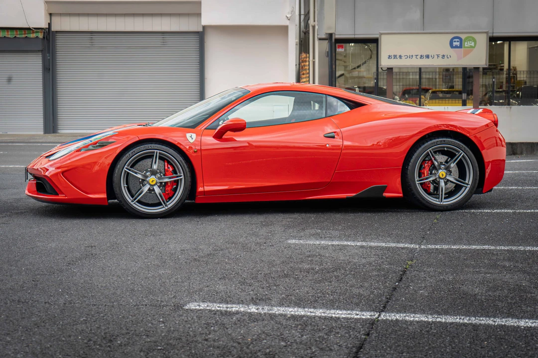 2014 Ferrari 458 Speciale - Image 4 of 31