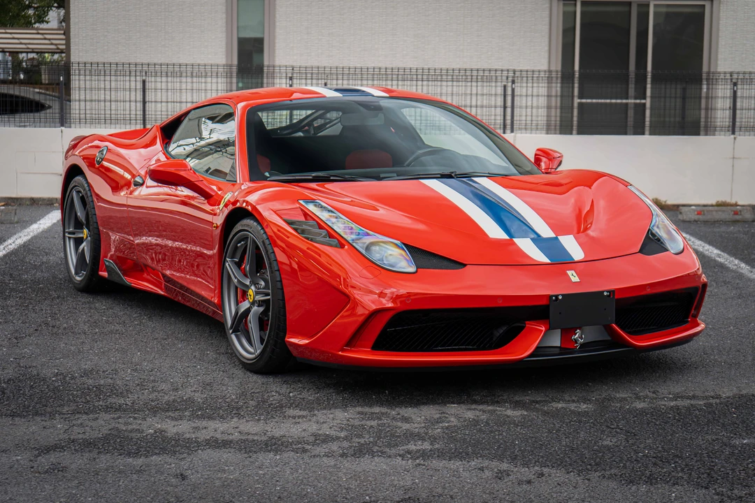 2014 Ferrari 458 Speciale - Image 17 of 31