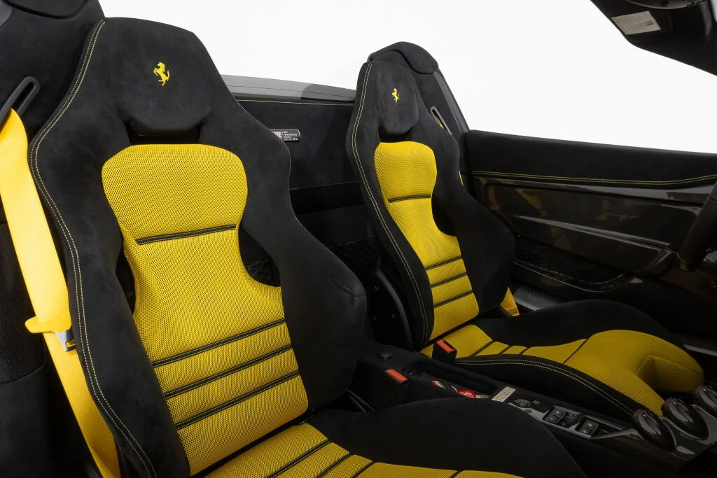 2015 Ferrari 458 Speciale - Image 15 of 31