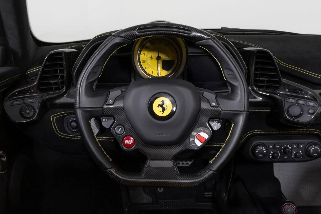 2015 Ferrari 458 Speciale - Image 13 of 31