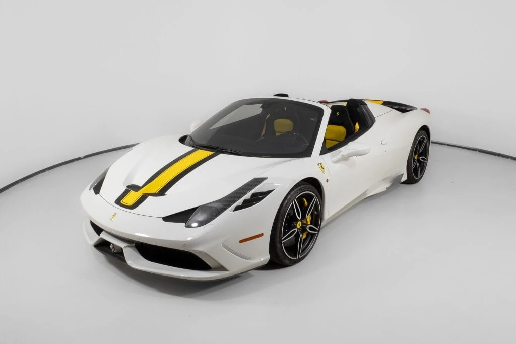 2015 Ferrari 458 Speciale - Image 2 of 31