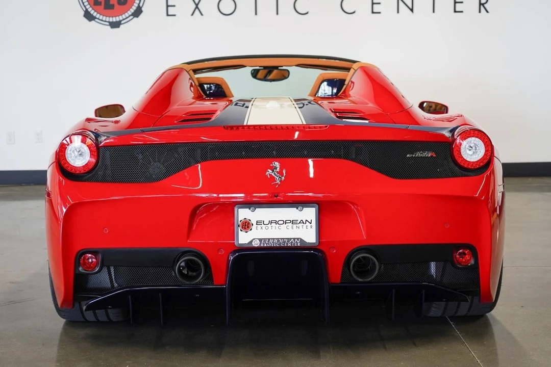 2015 Ferrari 458 Speciale - Image 3 of 21