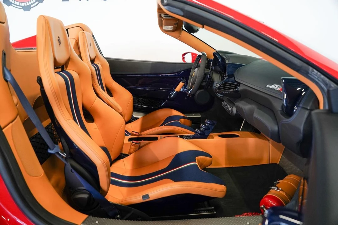 2015 Ferrari 458 Speciale - Image 15 of 21