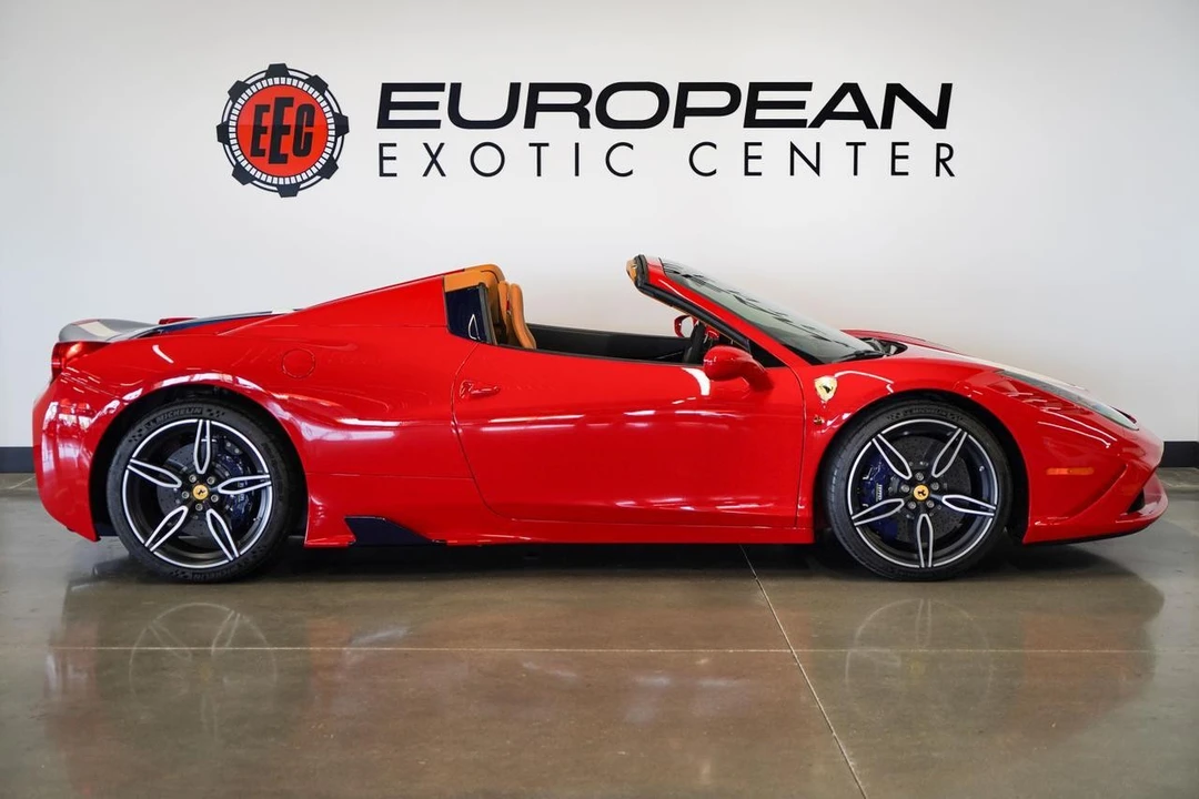 2015 Ferrari 458 Speciale - Image 6 of 21