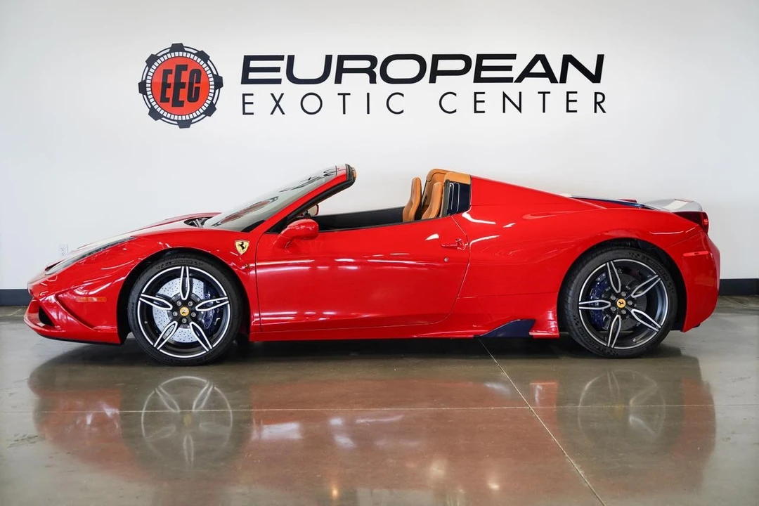 2015 Ferrari 458 Speciale - Image 7 of 21
