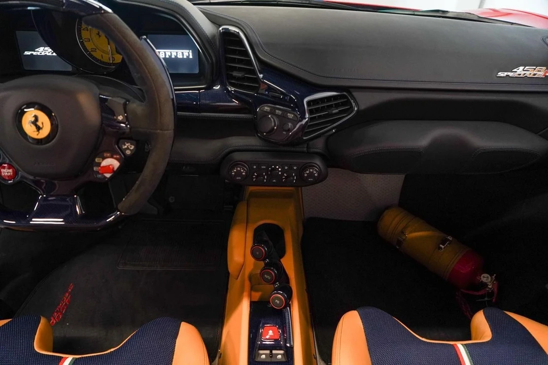 2015 Ferrari 458 Speciale - Image 12 of 21