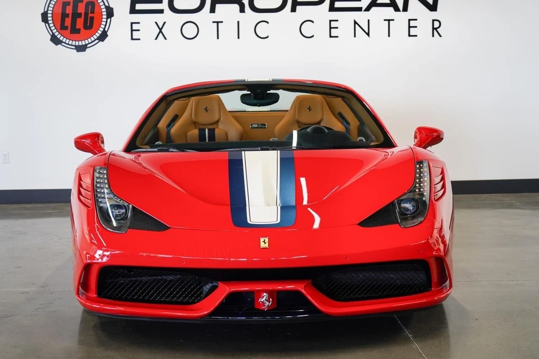 2015 Ferrari 458 Speciale - Image 5 of 21