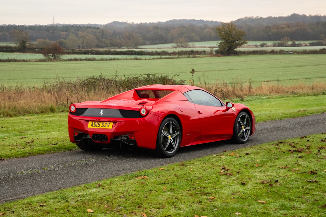 2015 Ferrari 458 Spider - Image 16 of 31