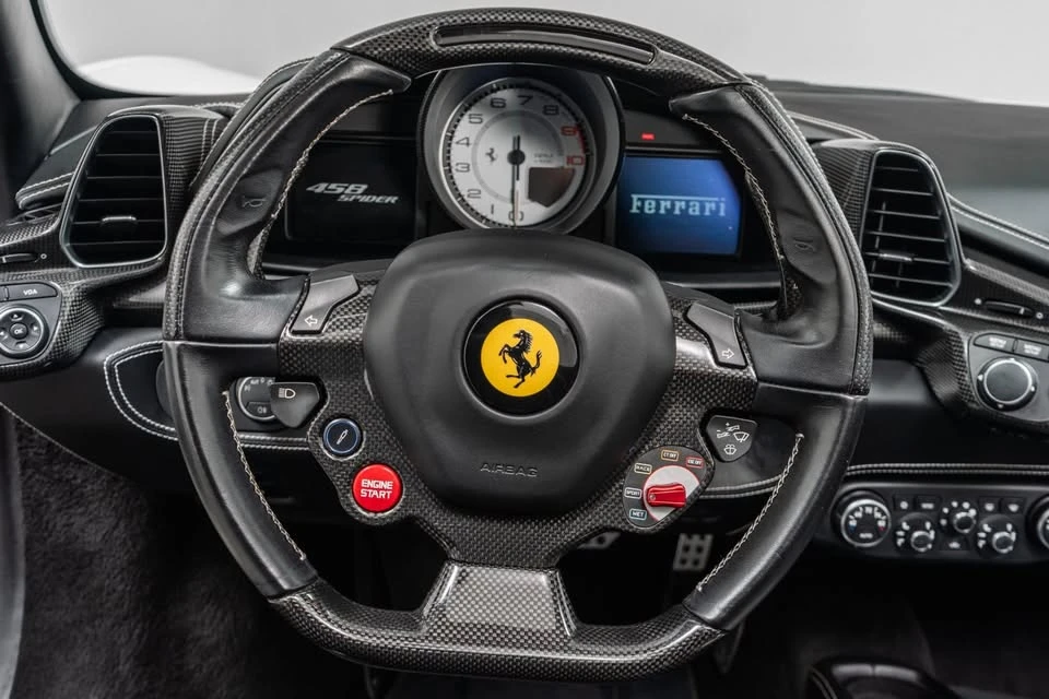 2015 Ferrari 458 Spider - Image 12 of 17