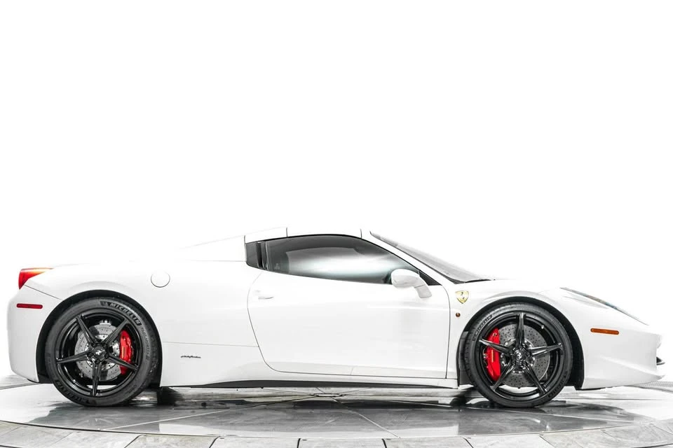 2015 Ferrari 458 Spider - Image 14 of 17