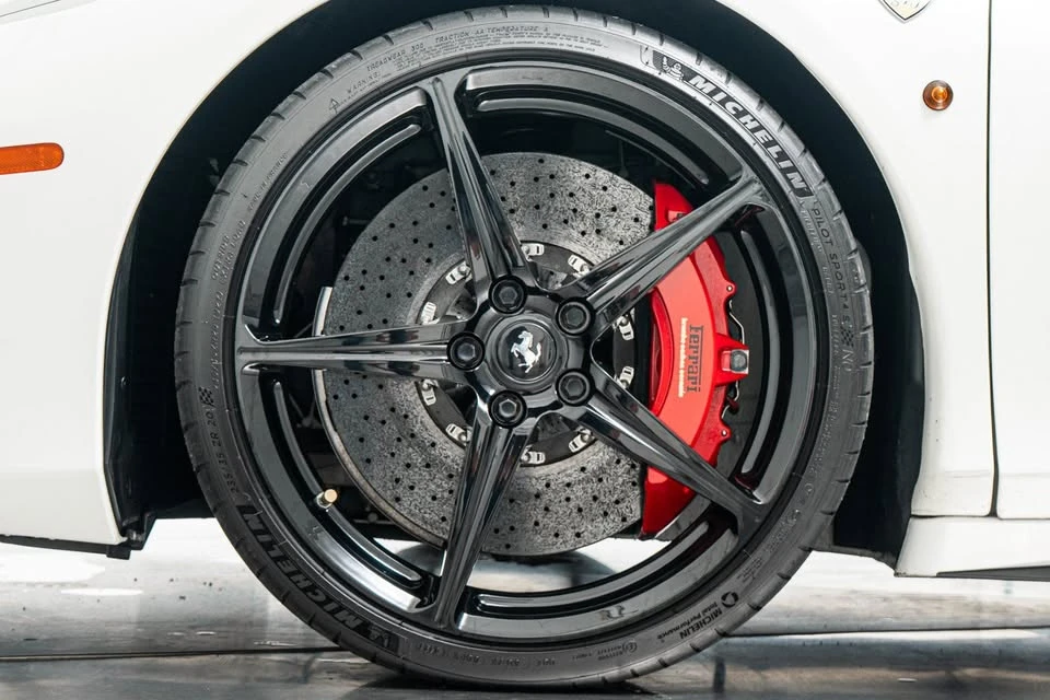 2015 Ferrari 458 Spider - Image 7 of 17