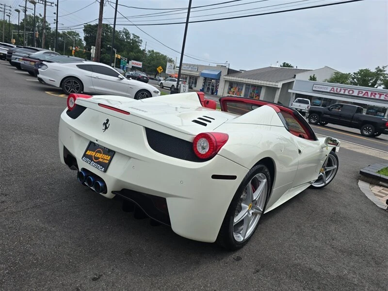 2015 Ferrari 458 Spider - Image 4 of 20