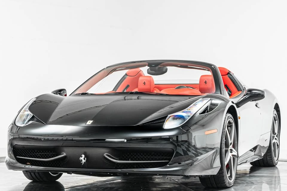 2015 Ferrari 458 Spider - Image 4 of 16
