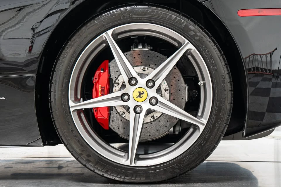 2015 Ferrari 458 Spider - Image 6 of 16